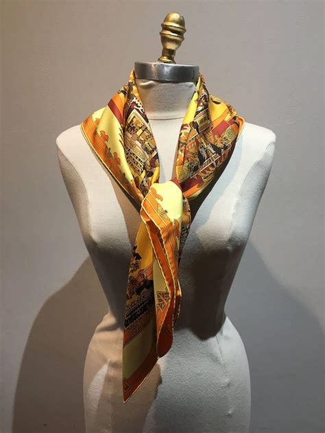 Hermès Astres et Soleils 90 cm Silk Scarf 